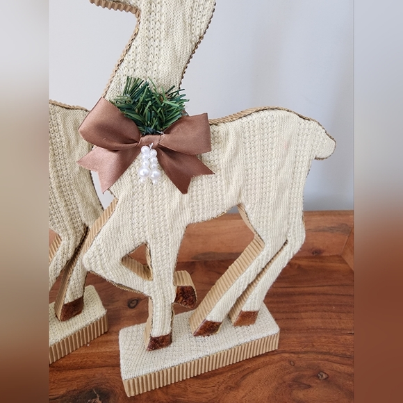 2 Target Holiday Reindeer Set - Picture 3 of 4